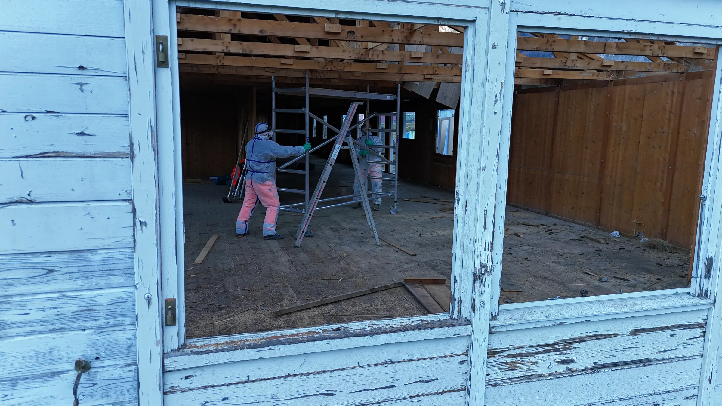 Démolition d’un dortoir à Villeneuve — photo du chantier